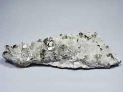水晶,黄鉄鉱,閃亜鉛鉱<br> 尾太鉱山産 178g (245)